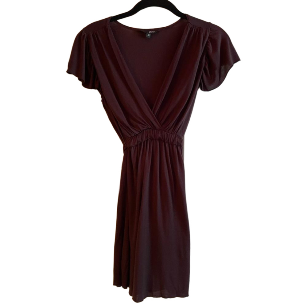 Y2K Wrap Style Top w Surplice Neckline & Fabric Belt to accentuate Curves